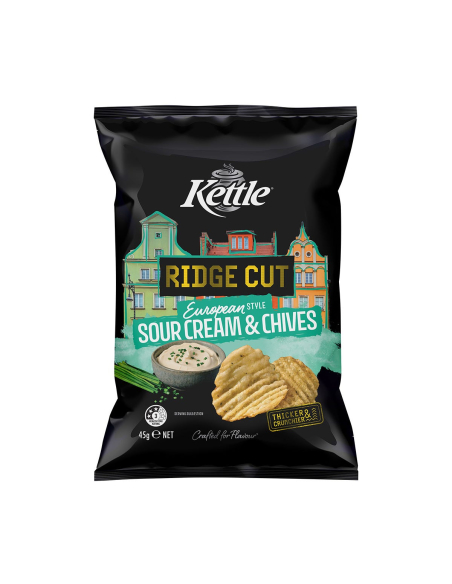 Kettle Ridge Cut Kwaśna śmietana i szczypiorek 45g x 18